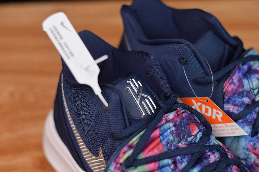 Nike Kyrie 5 Multi-Color A02919900