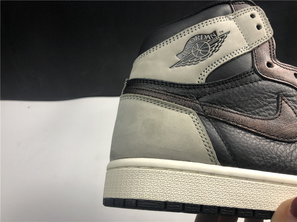 Jordan 1 Retro High Patina 555088-033