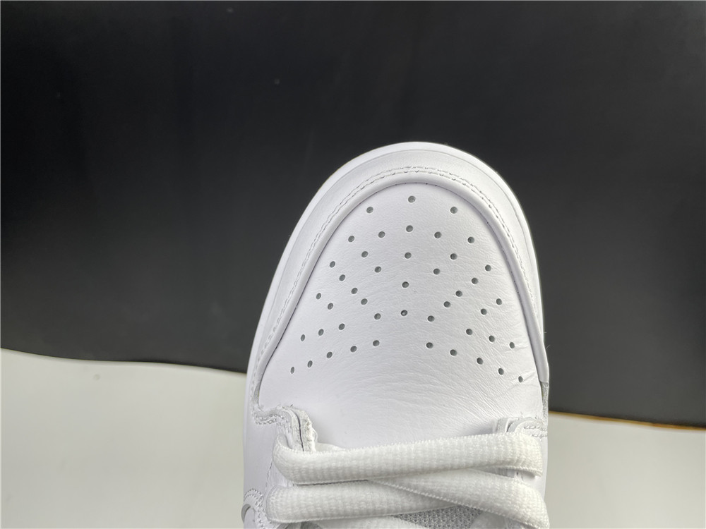 Nike SB Dunk Low Orange Label White Black CD2563-100