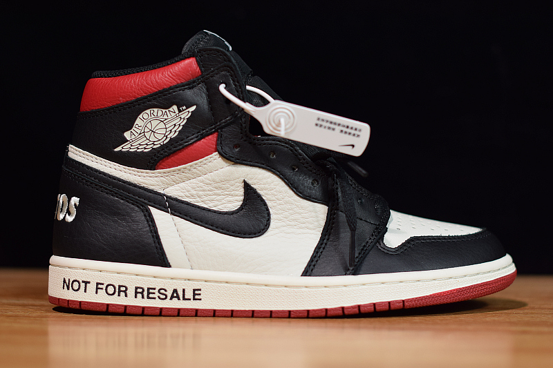 Jordan 1 Retro High Not for Resale Varsity Red 861428-106