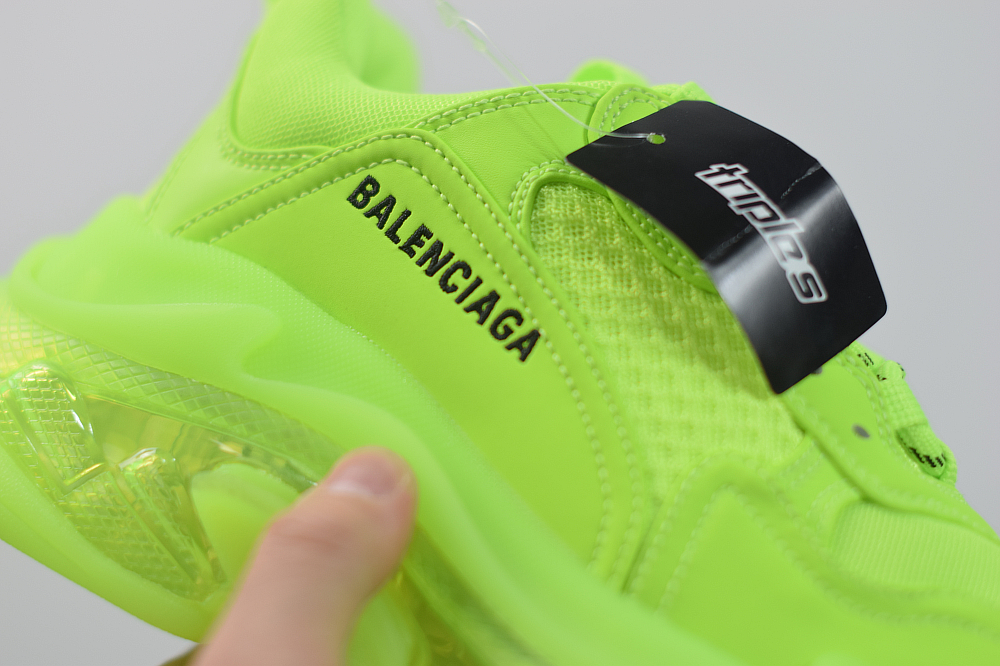 Ba1enc1aga Triple S ECBA800616H
