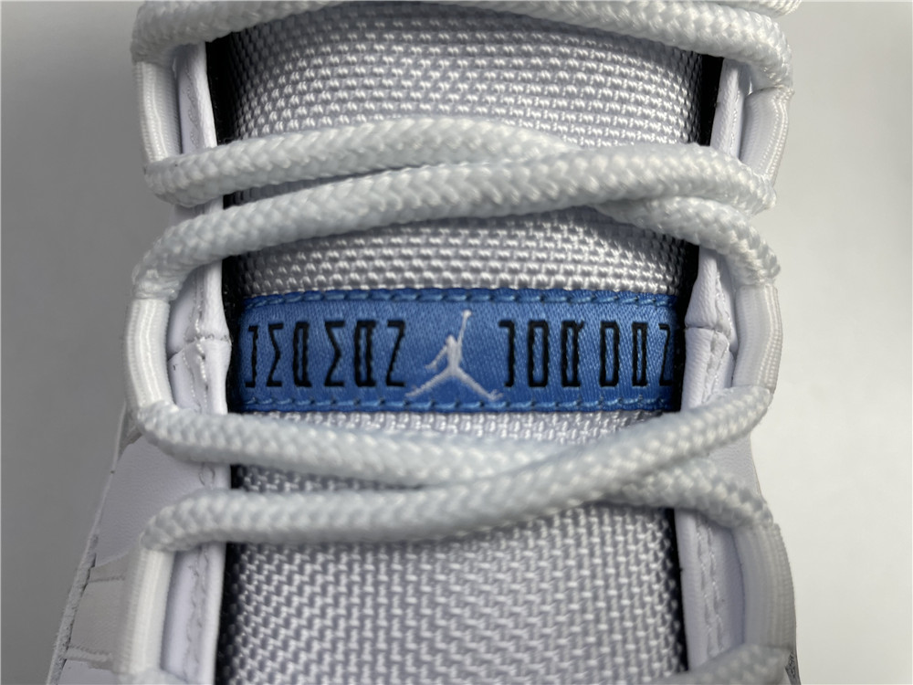 Jordan 11 Retro Legend Blue 378037-117