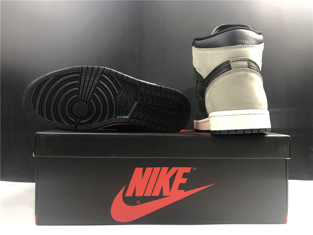 Jordan 1 Retro High Patina 555088-033