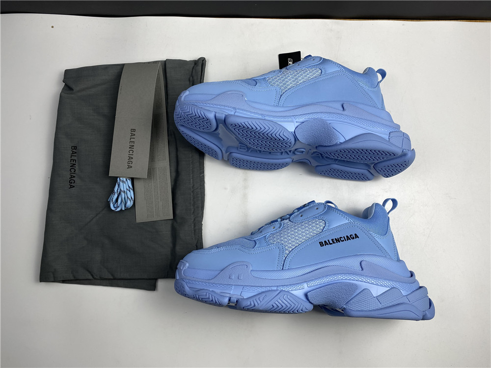 Ba1enc1aga Triple S Light Blue 524039W2FW14800