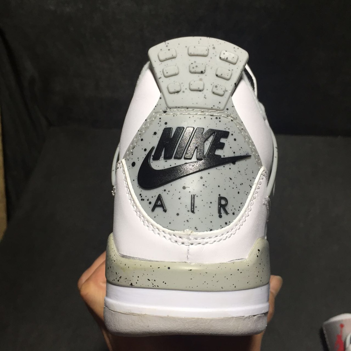 Jordan 4 Retro White Cement 840606-192