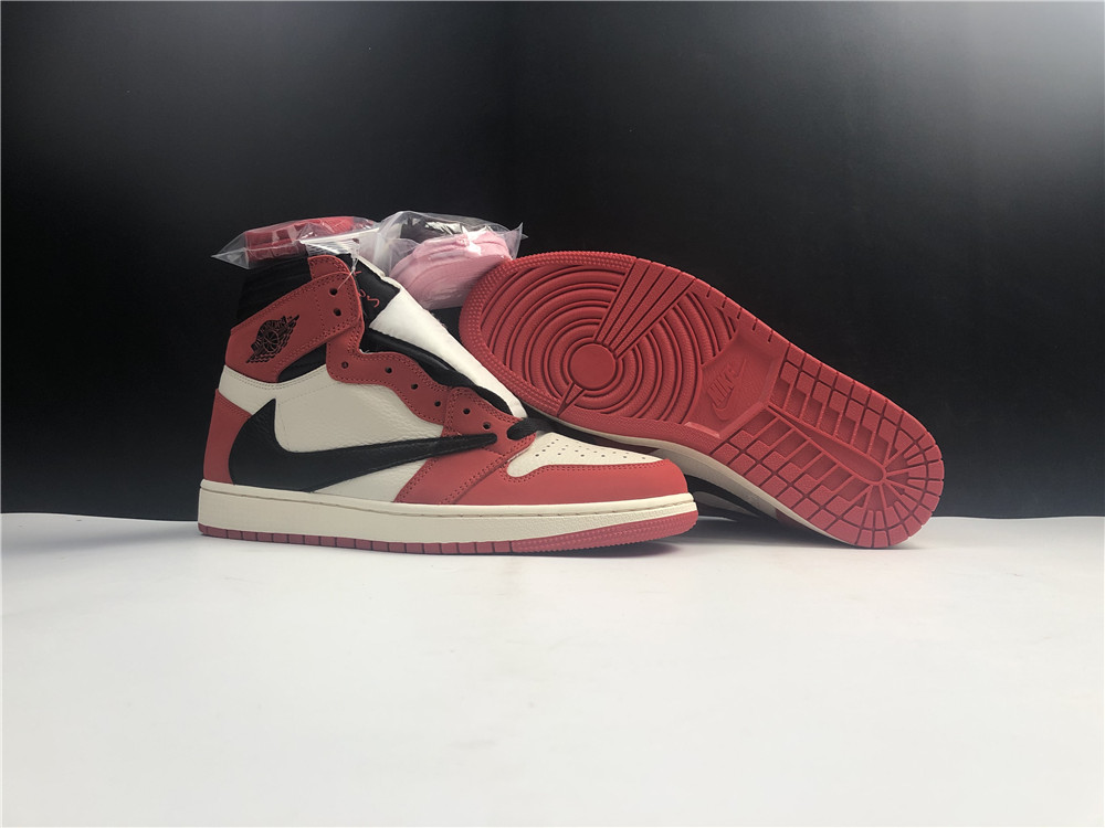Jordan 1 Retro High Travis Scott Reverse university red CD4487-100