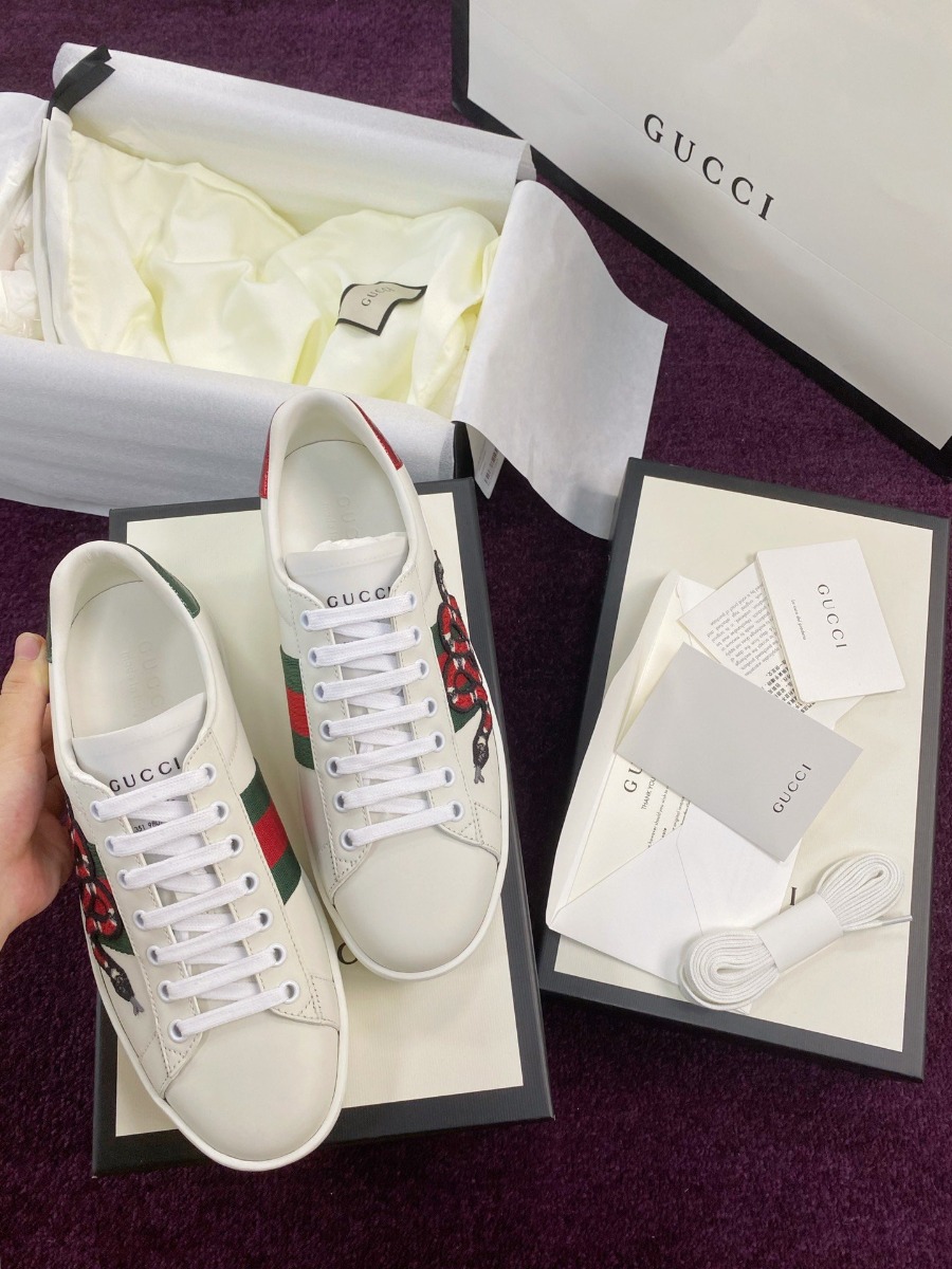 Gvcc1 White Snake New Ace Sneakers