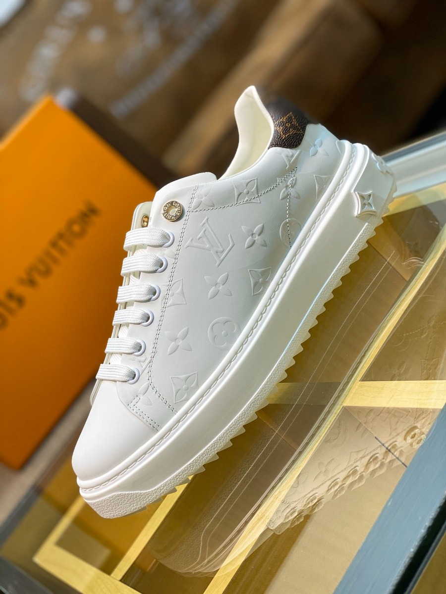 1V TIME OUT SNEAKER