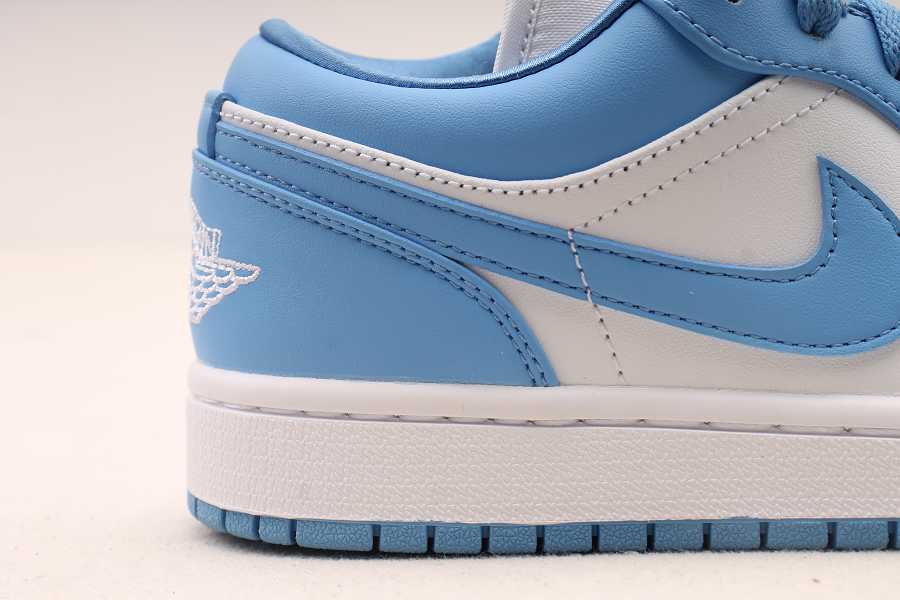Jordan 1 Low UNC (W) AO9944-441