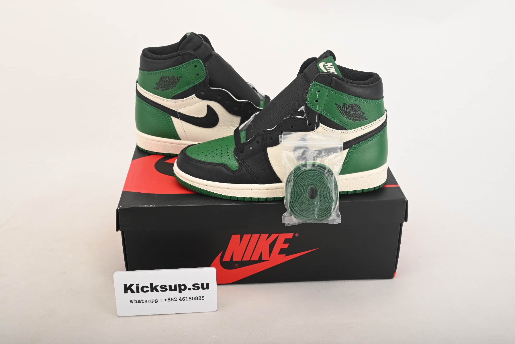 Jordan 1 Retro High Pine Green 555088-302