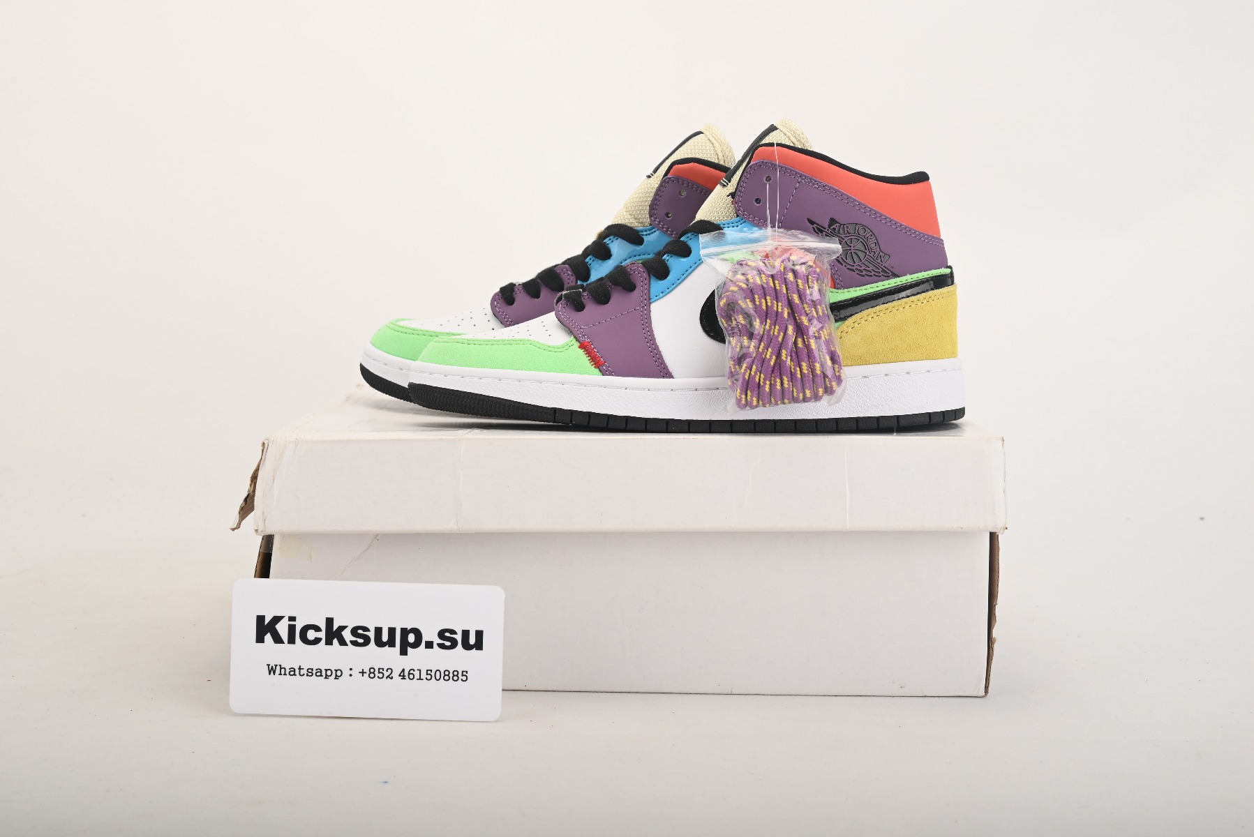 Jordan 1 Mid SE Multi-Color (W) CW1140-100