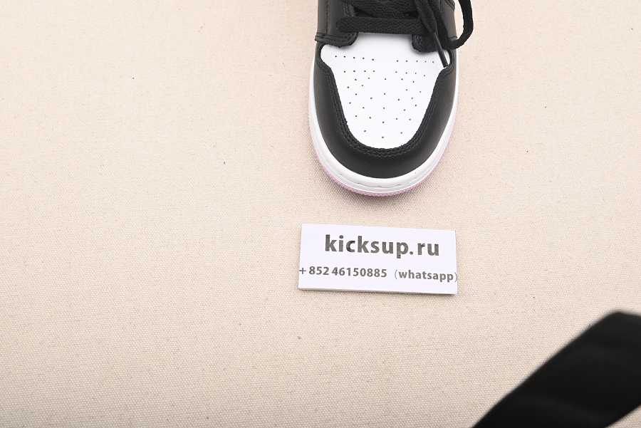 Jordan 1 Mid White Black Light Arctic Pink (GS)555112-103