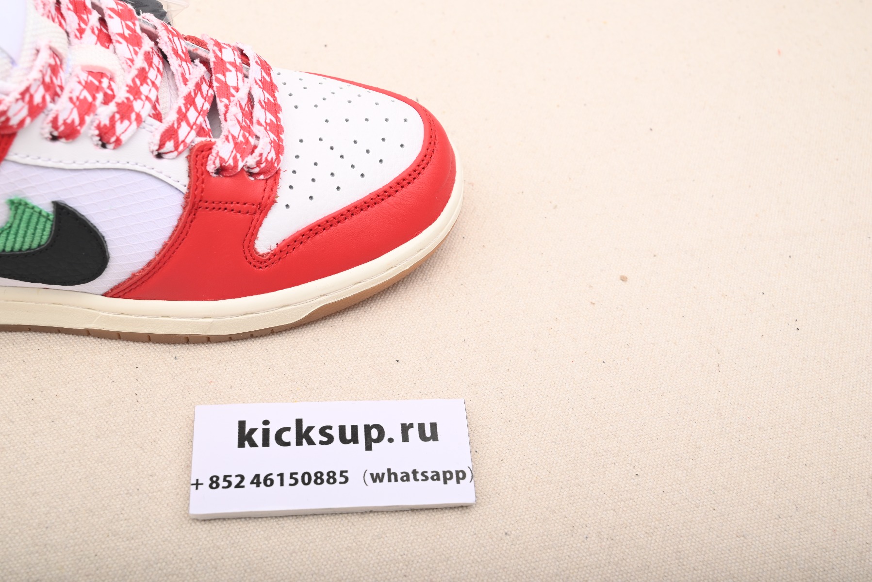 Nike SB Dunk Low Frame Skate Habibi CT2550-600