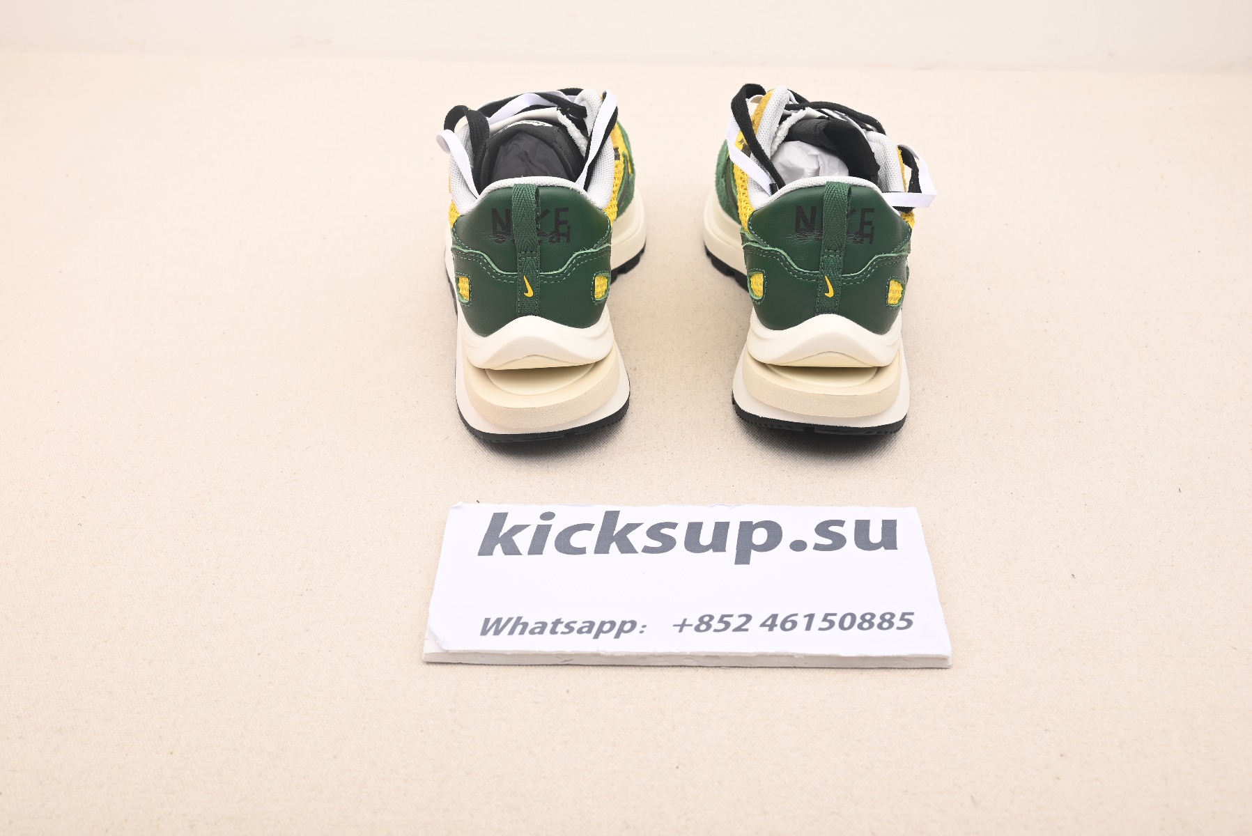 Nike Vaporwaffle sacai Tour Yellow Stadium Green CV1363-700