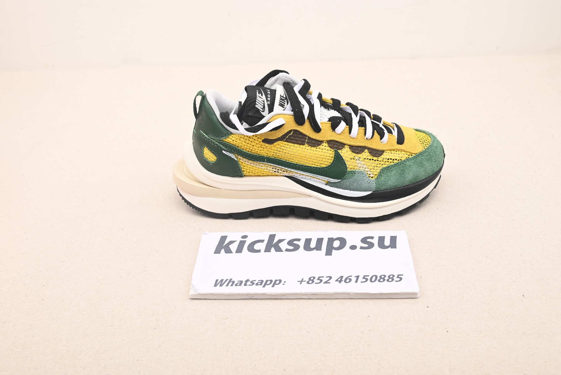 Nike Vaporwaffle sacai Tour Yellow Stadium Green CV1363-700