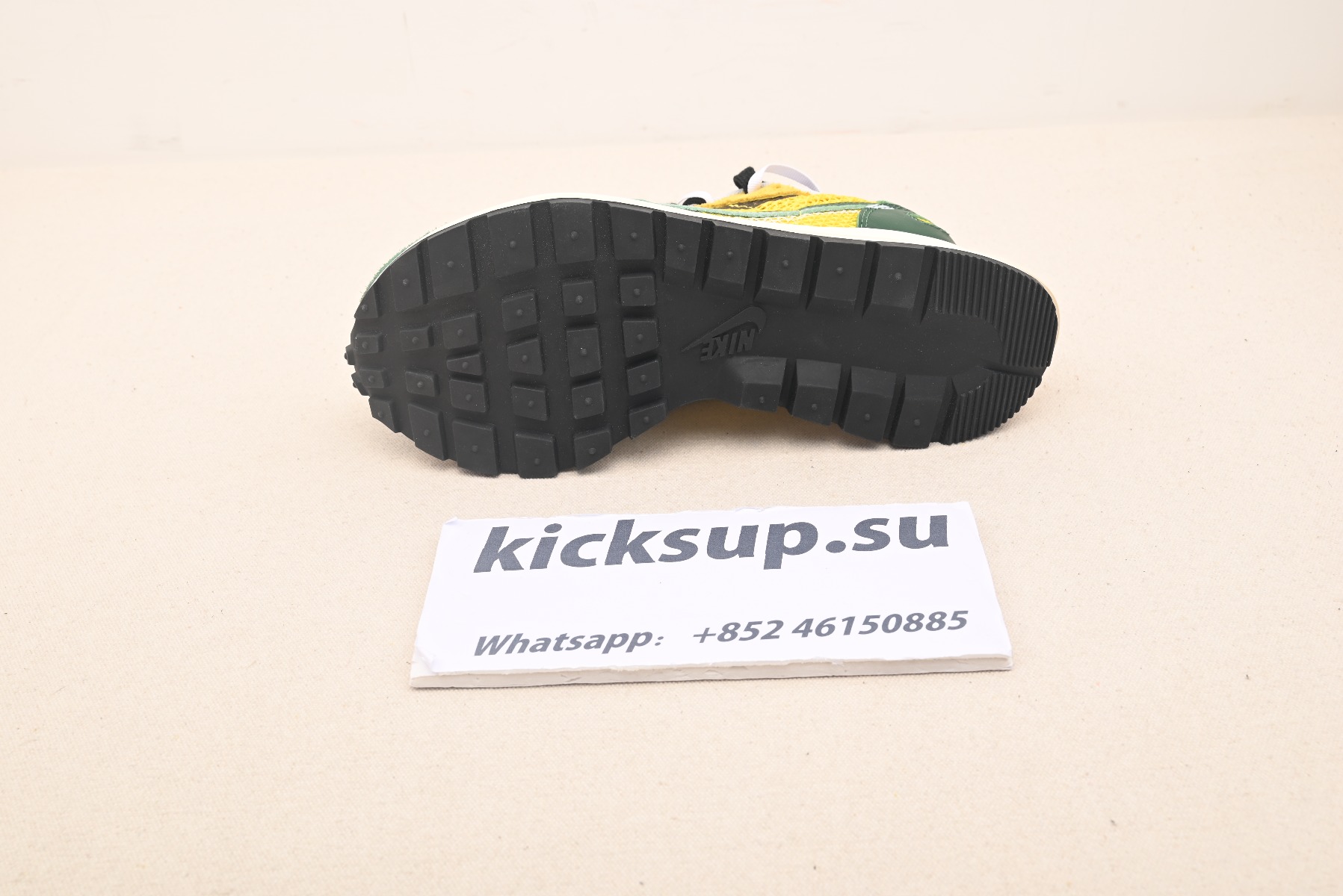 Nike Vaporwaffle sacai Tour Yellow Stadium Green CV1363-700