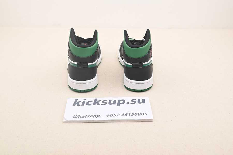 Nike Air Jordan 1 Mid Green Toe 554724-067