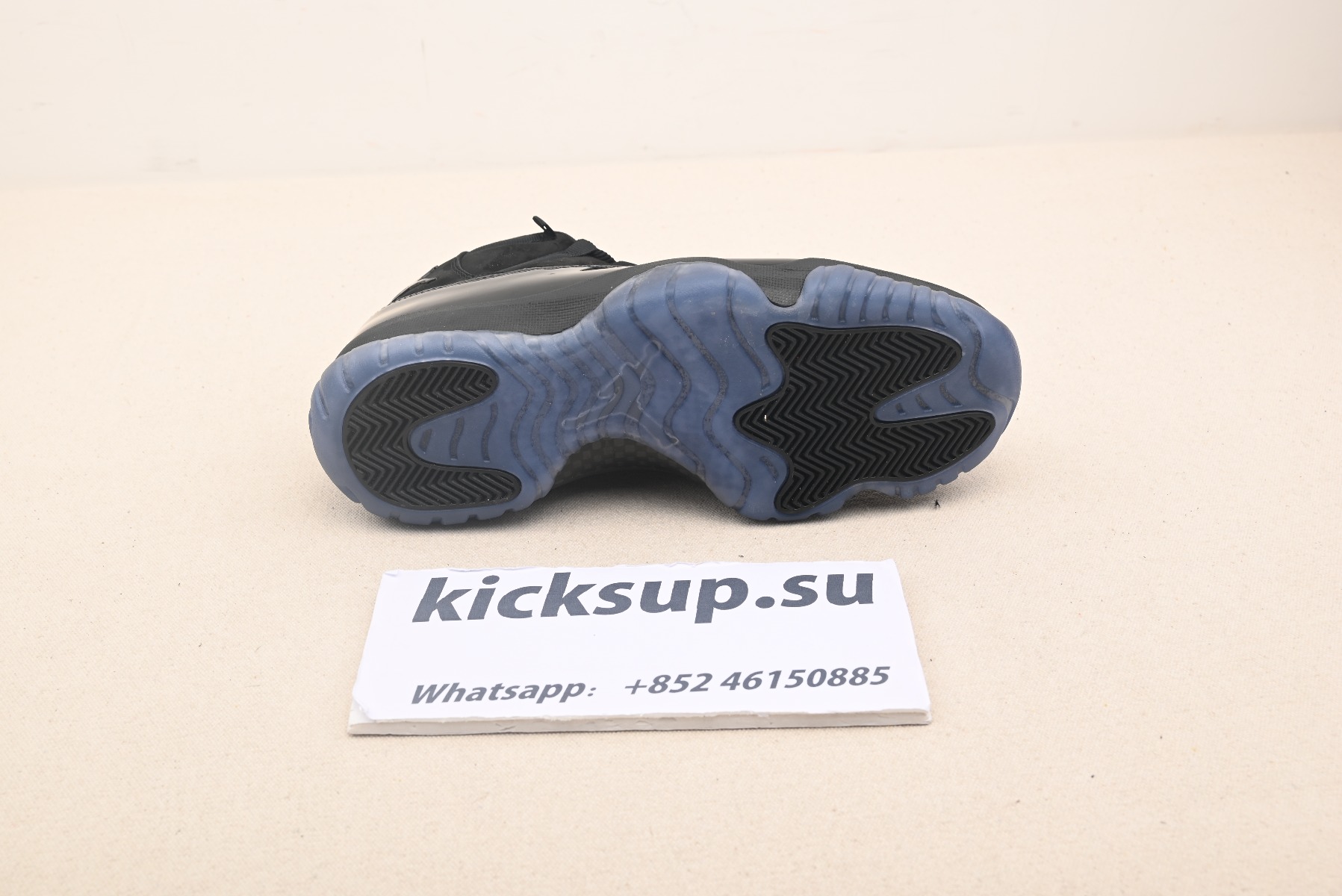 Nike Air Jordan 11 Retro Cap and Gown  378037-005