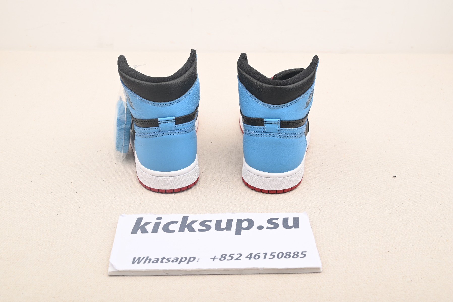 Nike Air Jordan 1 Retro High NC to Chi Leather (W) CD0461-046