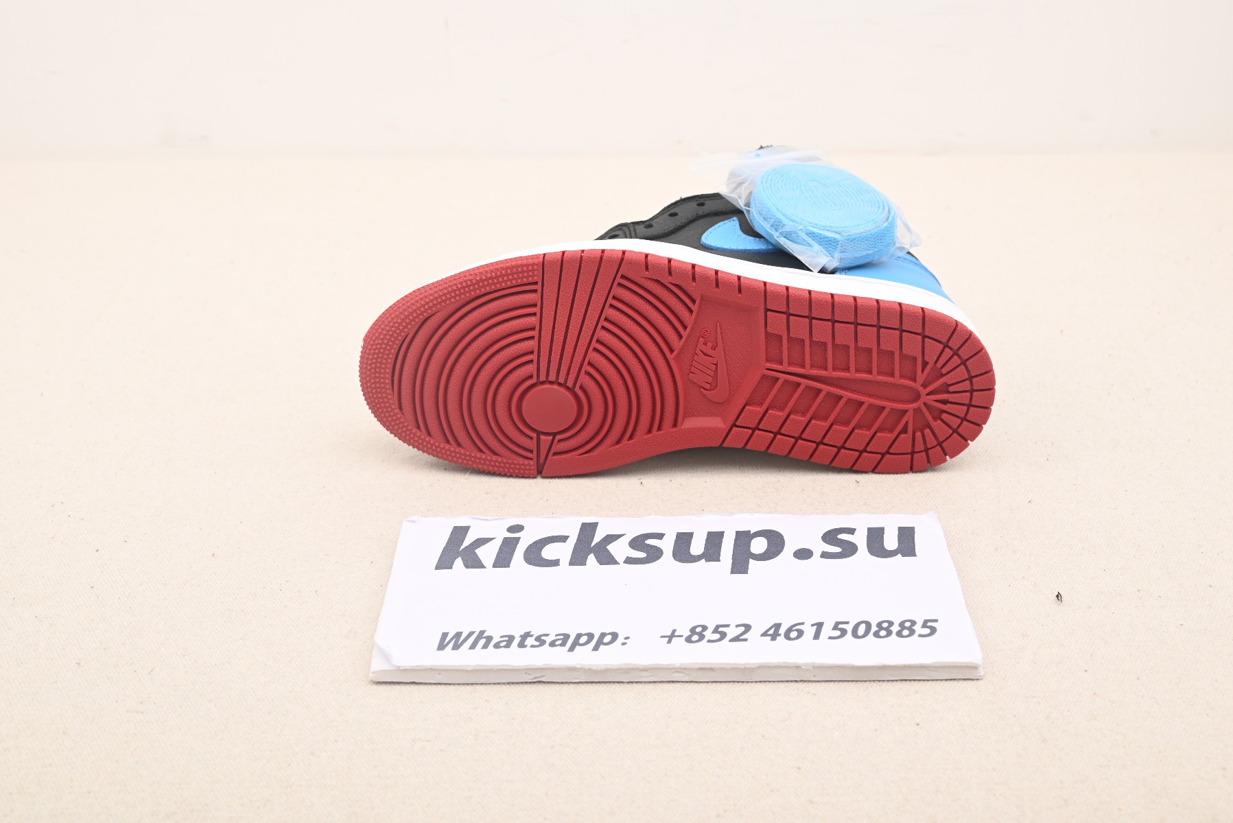 Nike Air Jordan 1 Retro High NC to Chi Leather (W) CD0461-046