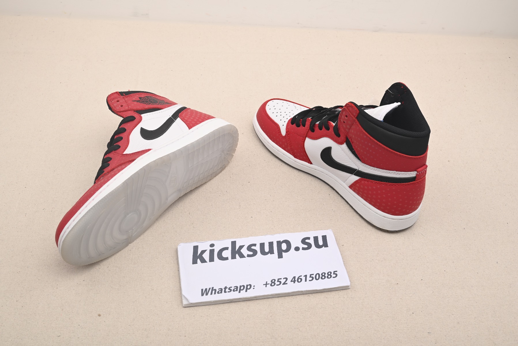 Nike air Jordan 1 Retro High Spider-Man Origin Story 555088-602