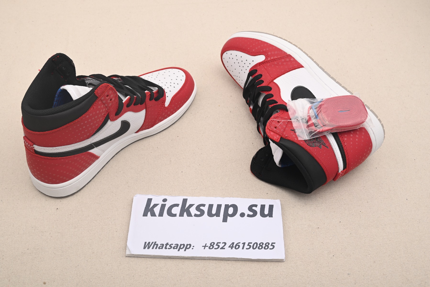 Nike air Jordan 1 Retro High Spider-Man Origin Story 555088-602