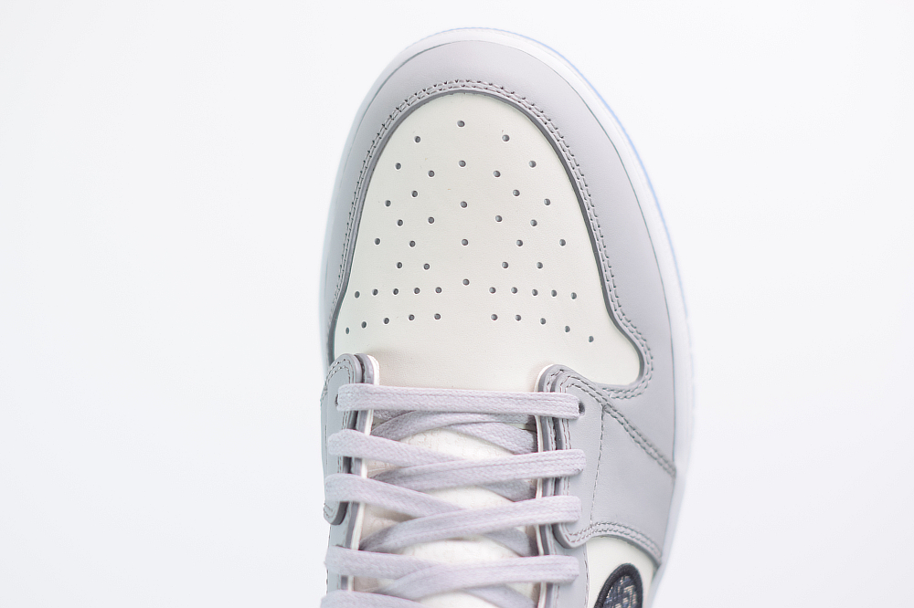 jordan 1 retro high D*or cn8607-002
