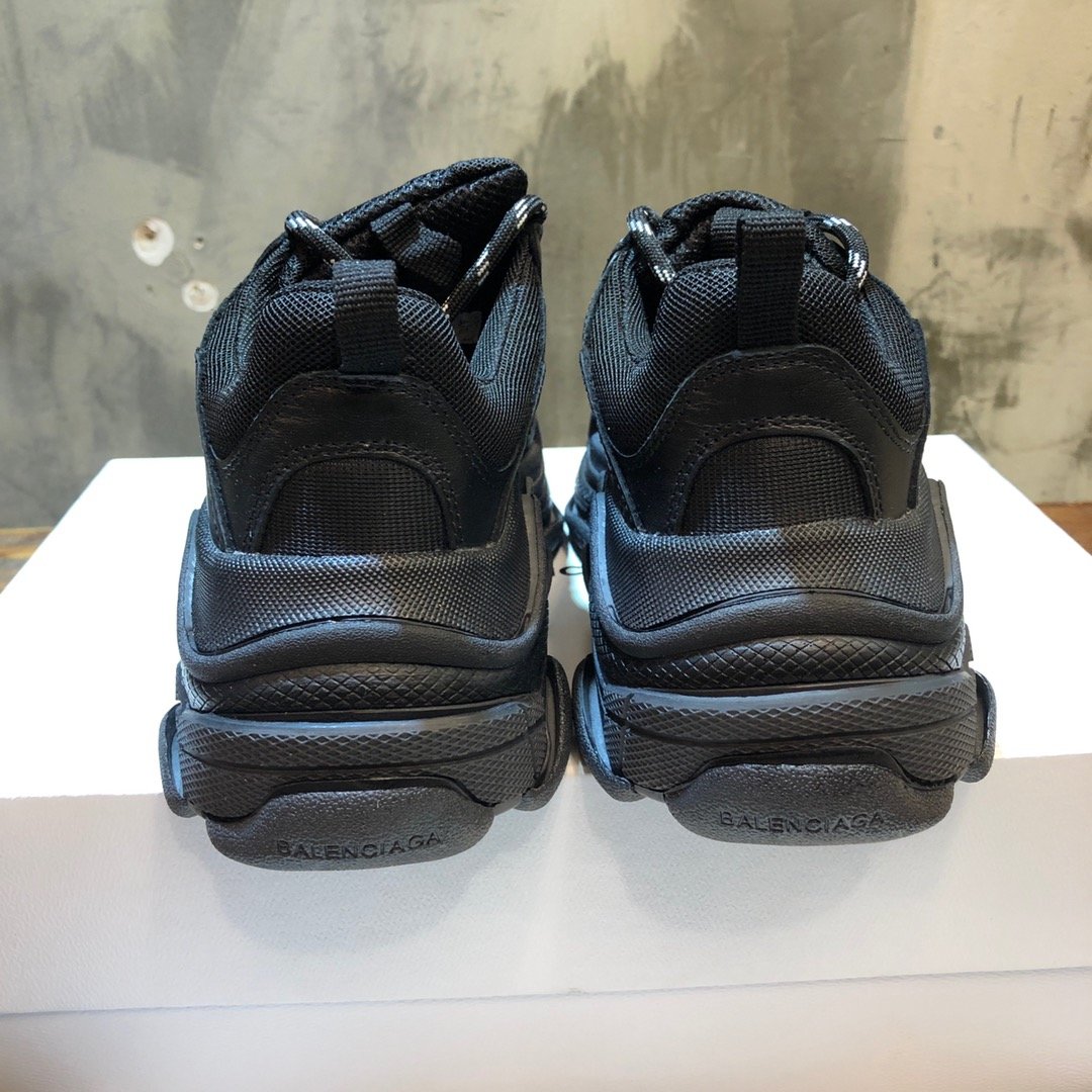 Ba1enc1aga Triple S Triple Black51278 W0901 1000