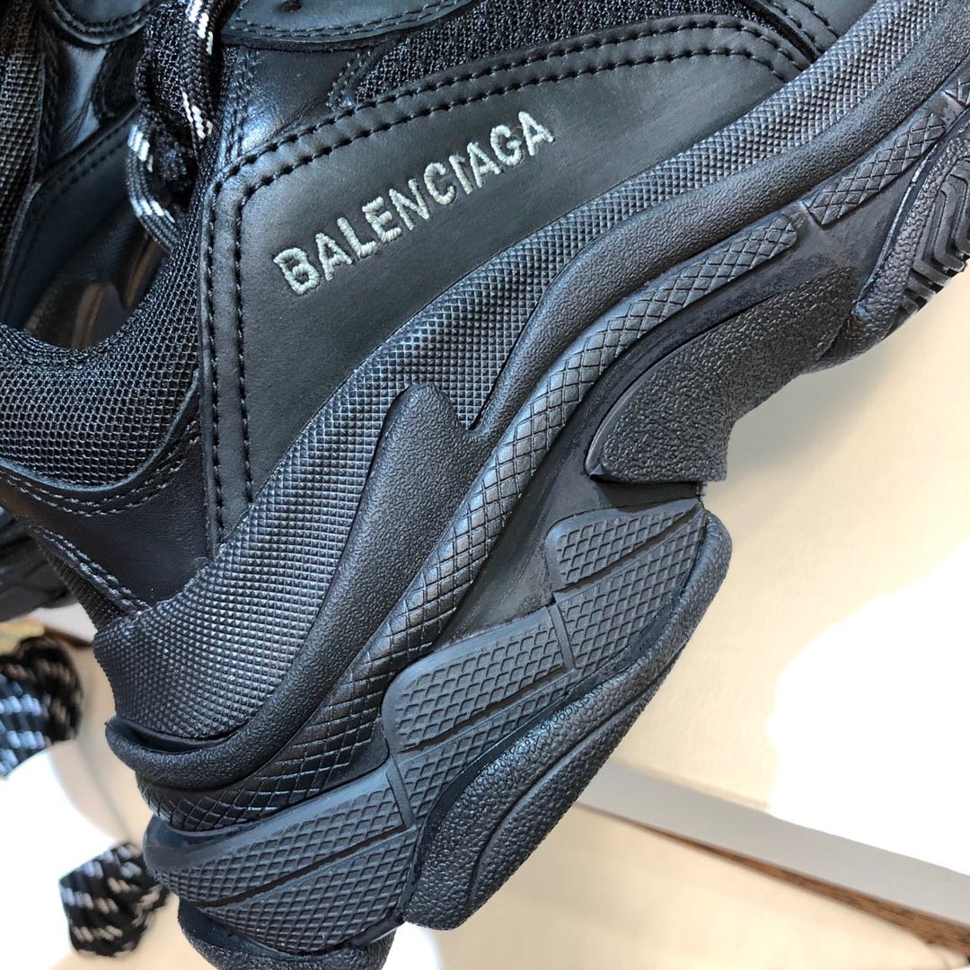 Ba1enc1aga Triple S Triple Black51278 W0901 1000