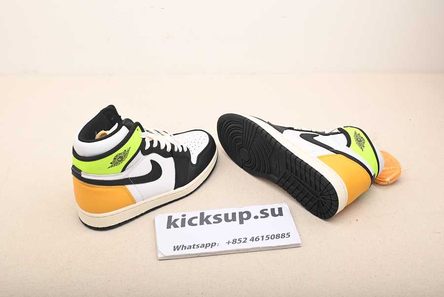 Nike Air Jordan 1 Retro High White Black Volt University Gold555088-118