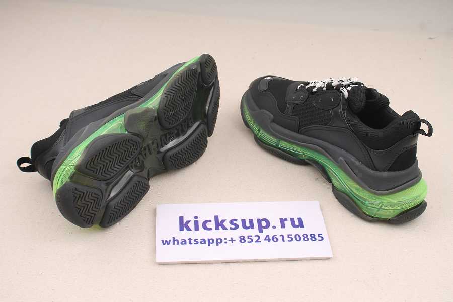 Ba1enc1aga Triple S Black Yellow Fluo STYLE 541624 W09ON 1047
