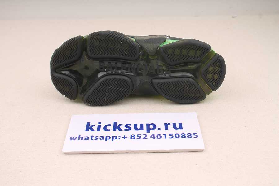 Ba1enc1aga Triple S Black Yellow Fluo STYLE 541624 W09ON 1047