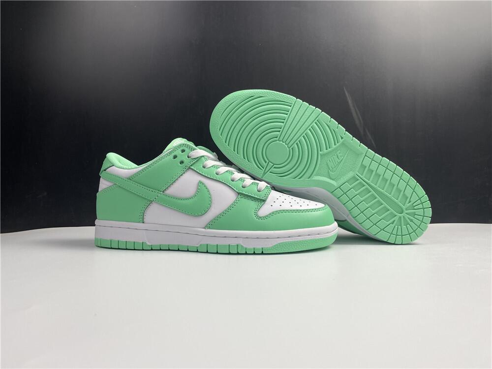 Nike Dunk Low Green Glow  DD1503-105